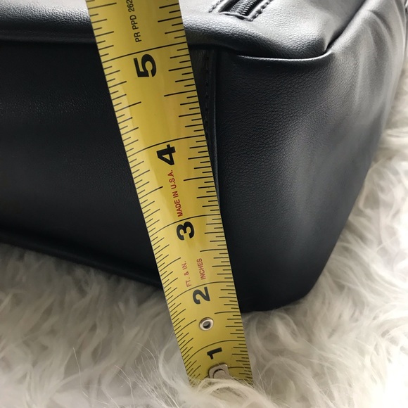 NWT Armani Exchange Messenger Bag - Picture 7 of 8